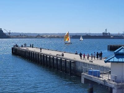 Downtown-San-Diego-Walking-In-The-City-Blue-Mind