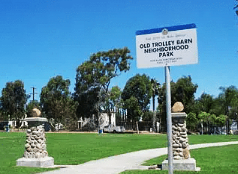 Walking-University-Heights-San-Diego